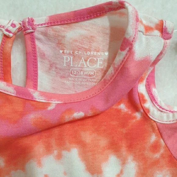 Baby Girl Cold Shoulder Romper - Picture 2 of 4